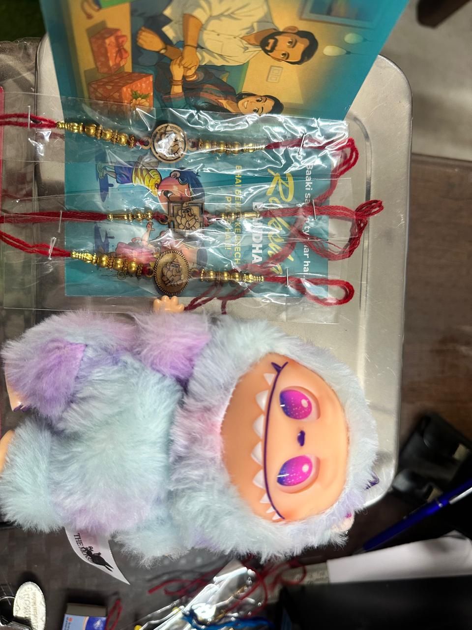 Labubu with 3 Rakhis c5fu54-ny