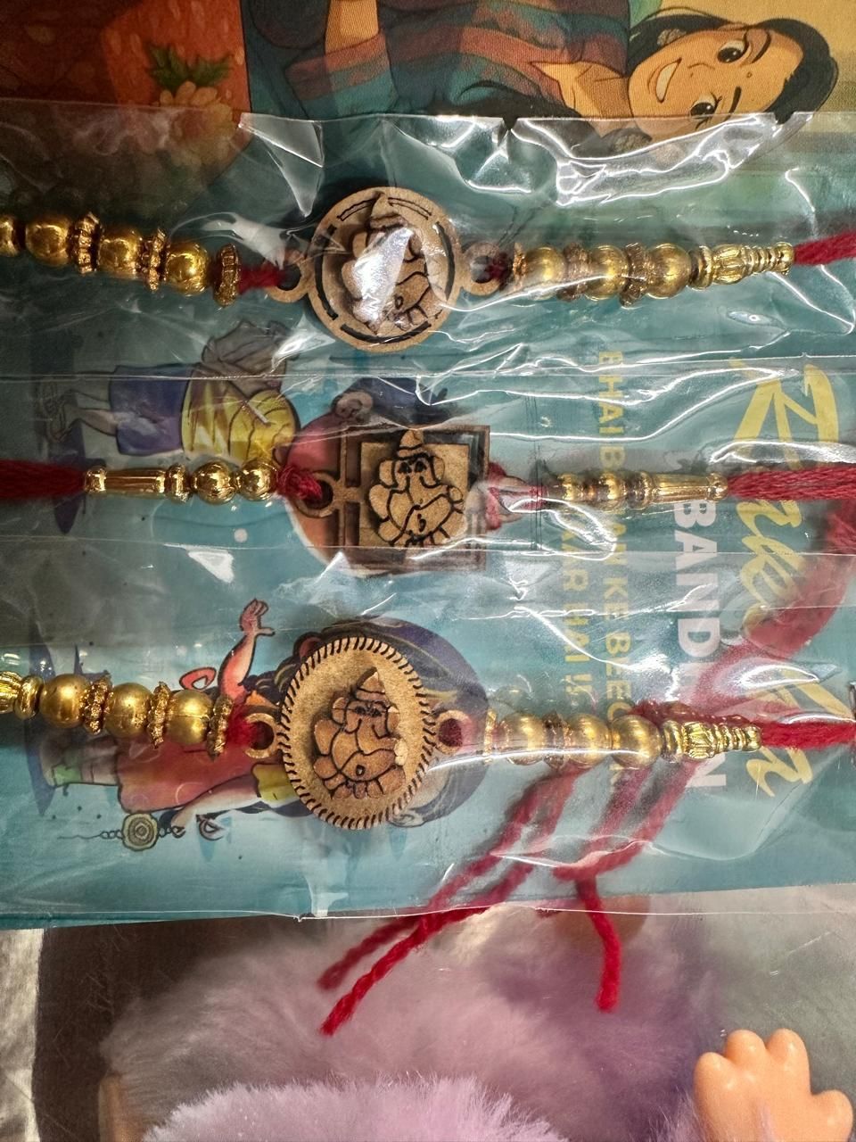 Labubu with 3 Rakhis c5fu54-ny