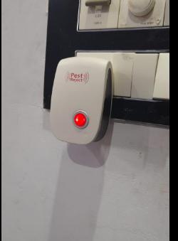 Ultrasonic Pest Repeller for Mosquito, Cockroaches, etc (Pack of 2) c5fu54-ny