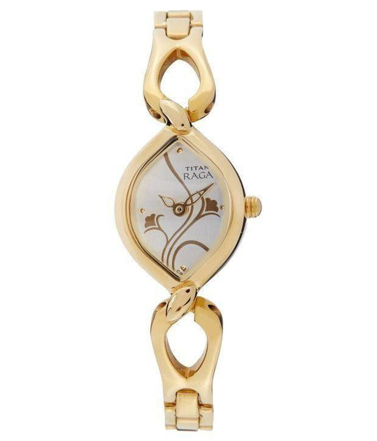 Titan Analog Silver Dial Women's Watch c5fu54-ny